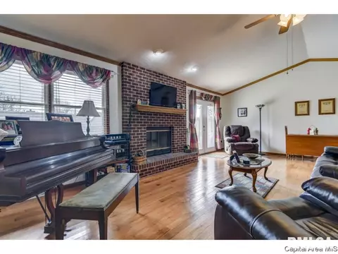 1212 Christopher Ln, Springfield, IL 62712 photo 5