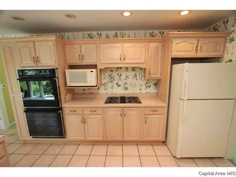 30 Turnberry, Springfield, IL 62704 photo 9