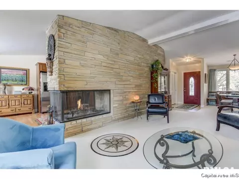 152 Maple Grv, Springfield, IL 62712 photo 6