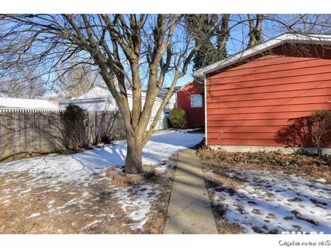 2337 S 8th, Springfield, IL 62703 photo 8