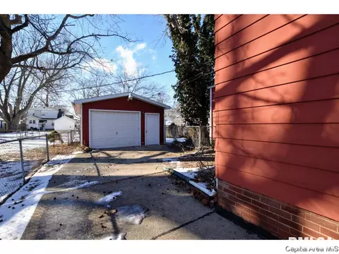 2337 S 8th, Springfield, IL 62703 photo 5