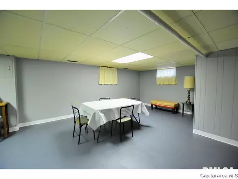 2337 S 8th, Springfield, IL 62703 photo 32