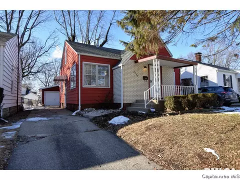 2337 S 8th, Springfield, IL 62703 photo 3