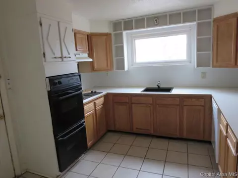 5 And 9 Branford Ct, Springfield, IL 62703 photo 7