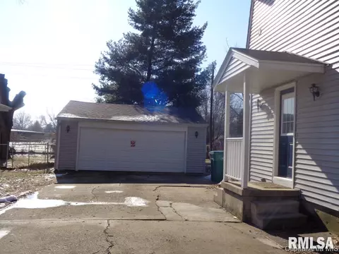 2412 Parkview Dr, Springfield, IL 62704 photo 3