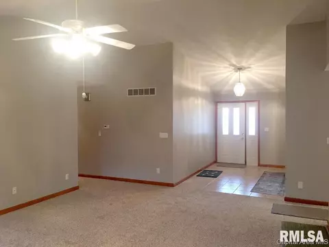 2205 Checkerberry Ln, Springfield, IL 62711 photo 8
