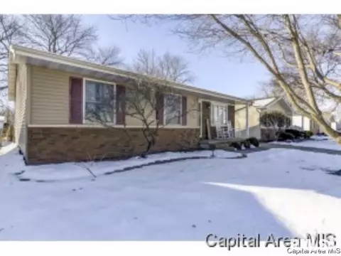2928 Sherborn Rd, Springfield, IL 62702 photo 2