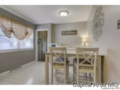 2928 Sherborn Rd, Springfield, IL 62702 photo 13