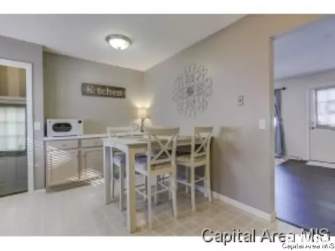 2928 Sherborn Rd, Springfield, IL 62702 photo 12