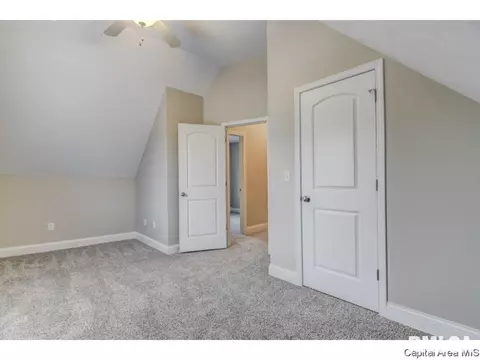 1145 Kings Hwy, Springfield, IL 62702 photo 19