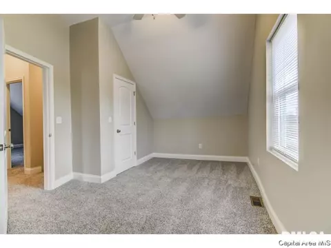 1145 Kings Hwy, Springfield, IL 62702 photo 18
