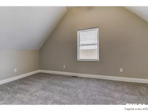 1145 Kings Hwy, Springfield, IL 62702 photo 17
