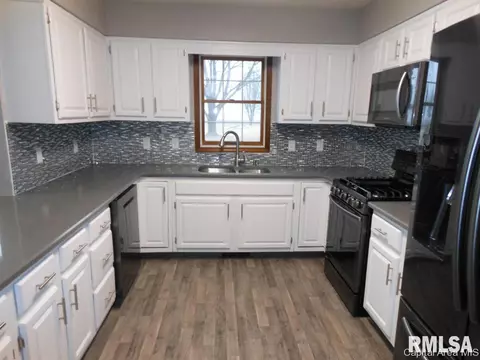 20 Longview, Springfield, IL 62712 photo 8