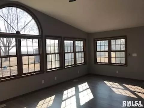 20 Longview, Springfield, IL 62712 photo 11
