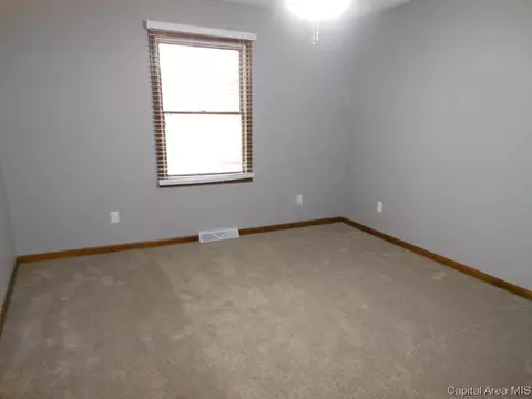 20 Longview, Springfield, IL 62712 photo 18