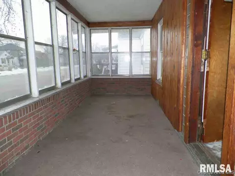 1912 N 8th St, Springfield, IL 62702 photo 3