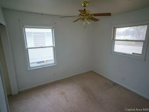 1637 N 19th St, Springfield, IL 62702 photo 8