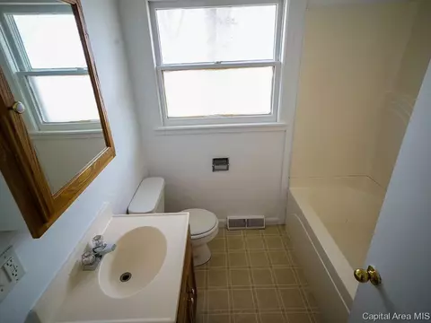 1637 N 19th St, Springfield, IL 62702 photo 9