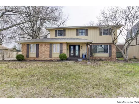 3104 Temple Dr, Springfield, IL 62704 photo 1