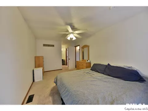 3104 Temple Dr, Springfield, IL 62704 photo 20