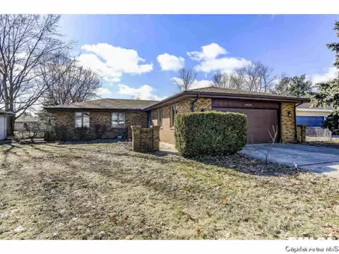 2024 Croydon Ave, Springfield, IL 62703 photo 1
