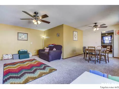 2024 Croydon Ave, Springfield, IL 62703 photo 9