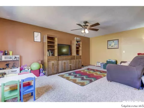 2024 Croydon Ave, Springfield, IL 62703 photo 10