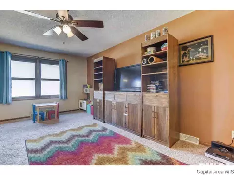 2024 Croydon Ave, Springfield, IL 62703 photo 11