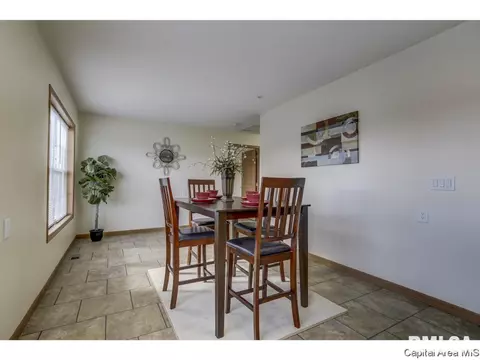 1500 W Jerome Ave, Springfield, IL 62704 photo 11