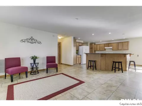 1500 W Jerome Ave, Springfield, IL 62704 photo 4