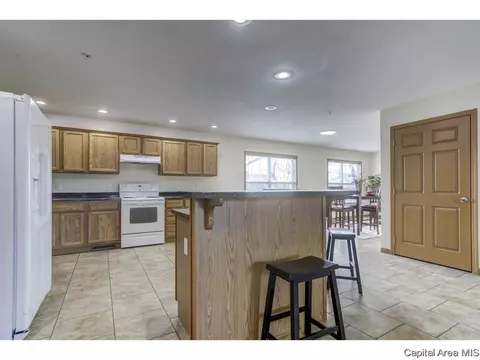 1500 W Jerome Ave, Springfield, IL 62704 photo 10