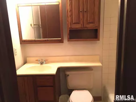 2413 Stokebridge Rd, Springfield, IL 62702 photo 17
