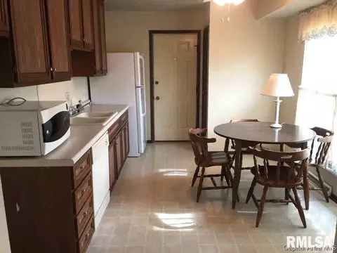 2413 Stokebridge Rd, Springfield, IL 62702 photo 11