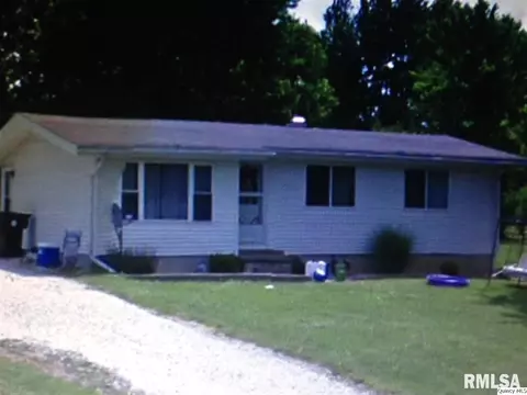 327 Willow, Payson, IL 62360 photo 1