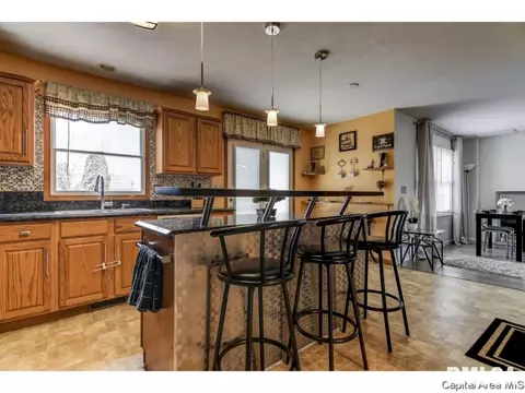 2404 Gander Rd, Springfield, IL 62711 photo 11