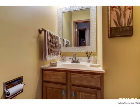 2404 Gander Rd, Springfield, IL 62711 photo 16