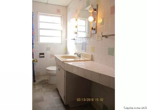1921 N 8th St, Springfield, IL 62702 photo 6