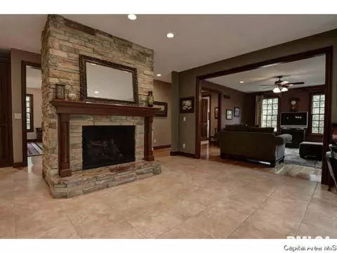 16 Hickory Rdg, Springfield, IL 62707 photo 18