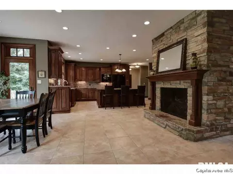 16 Hickory Rdg, Springfield, IL 62707 photo 17