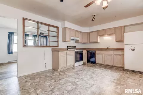 1640 E Griffiths Ave, Springfield, IL 62702 photo 8