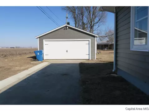 1513 E Walnut St, Chatham, IL 62629 photo 34