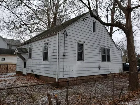 105 Yates Ave, Springfield, IL 62703 photo 1