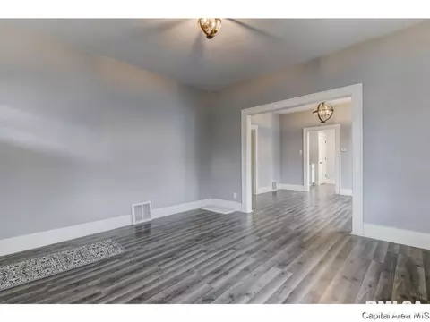 1416 S 2nd, Springfield, IL 62704 photo 3
