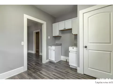 1416 S 2nd, Springfield, IL 62704 photo 9