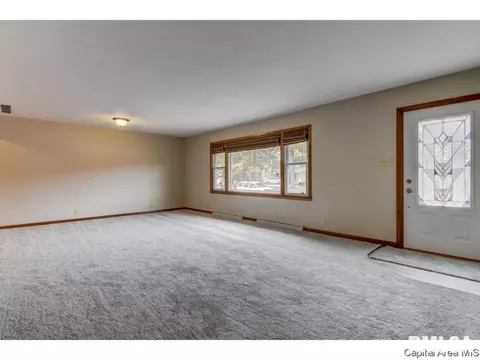 6 Twilight Ln, Springfield, IL 62712 photo 4