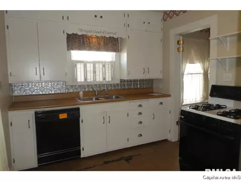 2513 Yale Blvd, Springfield, IL 62703 photo 8