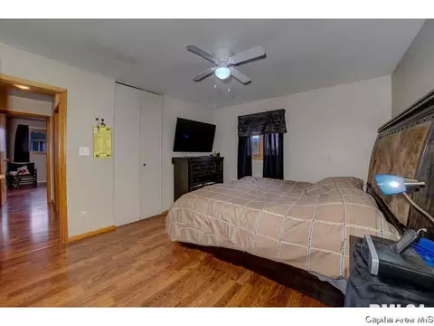 38 Groton Dr, Springfield, IL 62702 photo 9