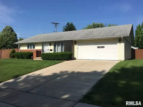 38 Groton Dr, Springfield, IL 62702 photo 1