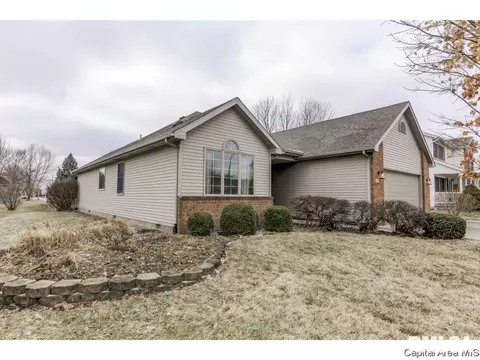 2212 Renwick Dr, Springfield, IL 62704 photo 2