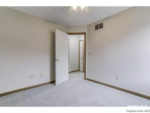 2212 Renwick Dr, Springfield, IL 62704 photo 21